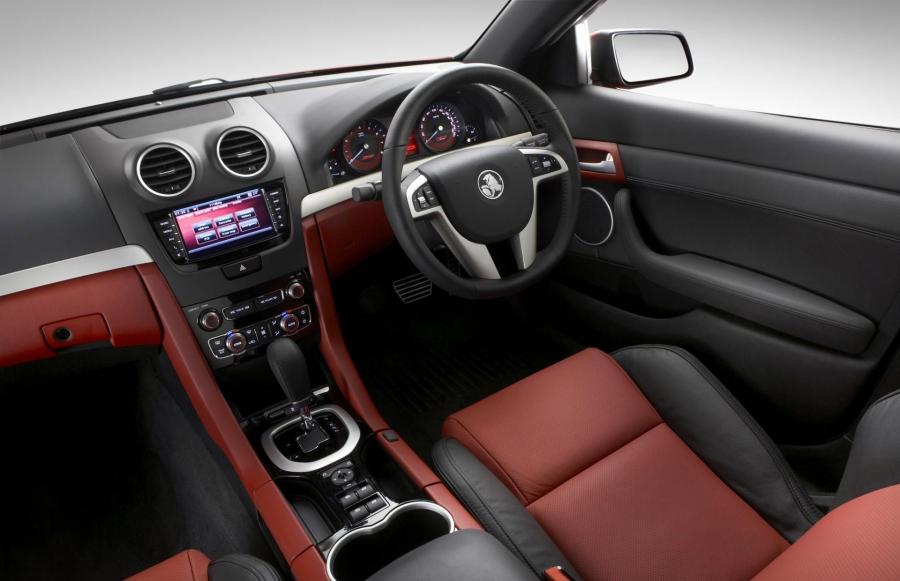  Holden Commodore SSV VE II 2011 года  (фото 3 из 24)